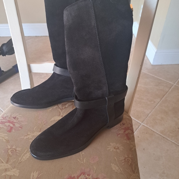 Stuart Weitzman Black Suede boots sz8 Like New gorgeous boot - Picture 4 of 12